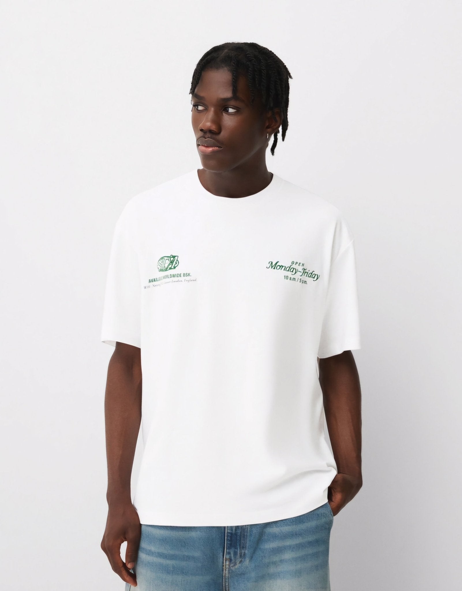 Bershka "Smart Traveller Association" Oversized Graphic Tee - Lovr