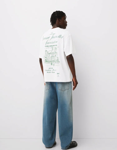 Bershka "Smart Traveller Association" Oversized Graphic Tee - Lovr