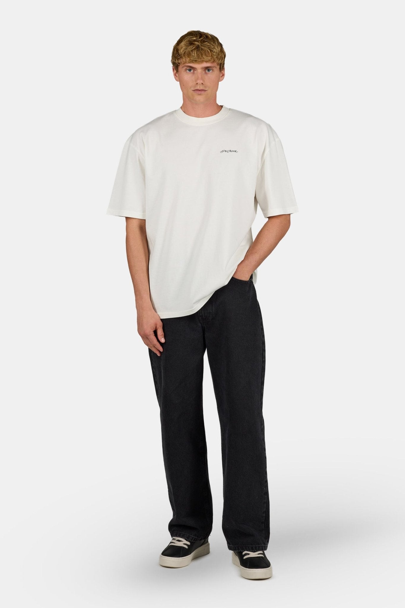 PEGADOR "Concrete Bloom" Oversized T-Shirt - Lovr