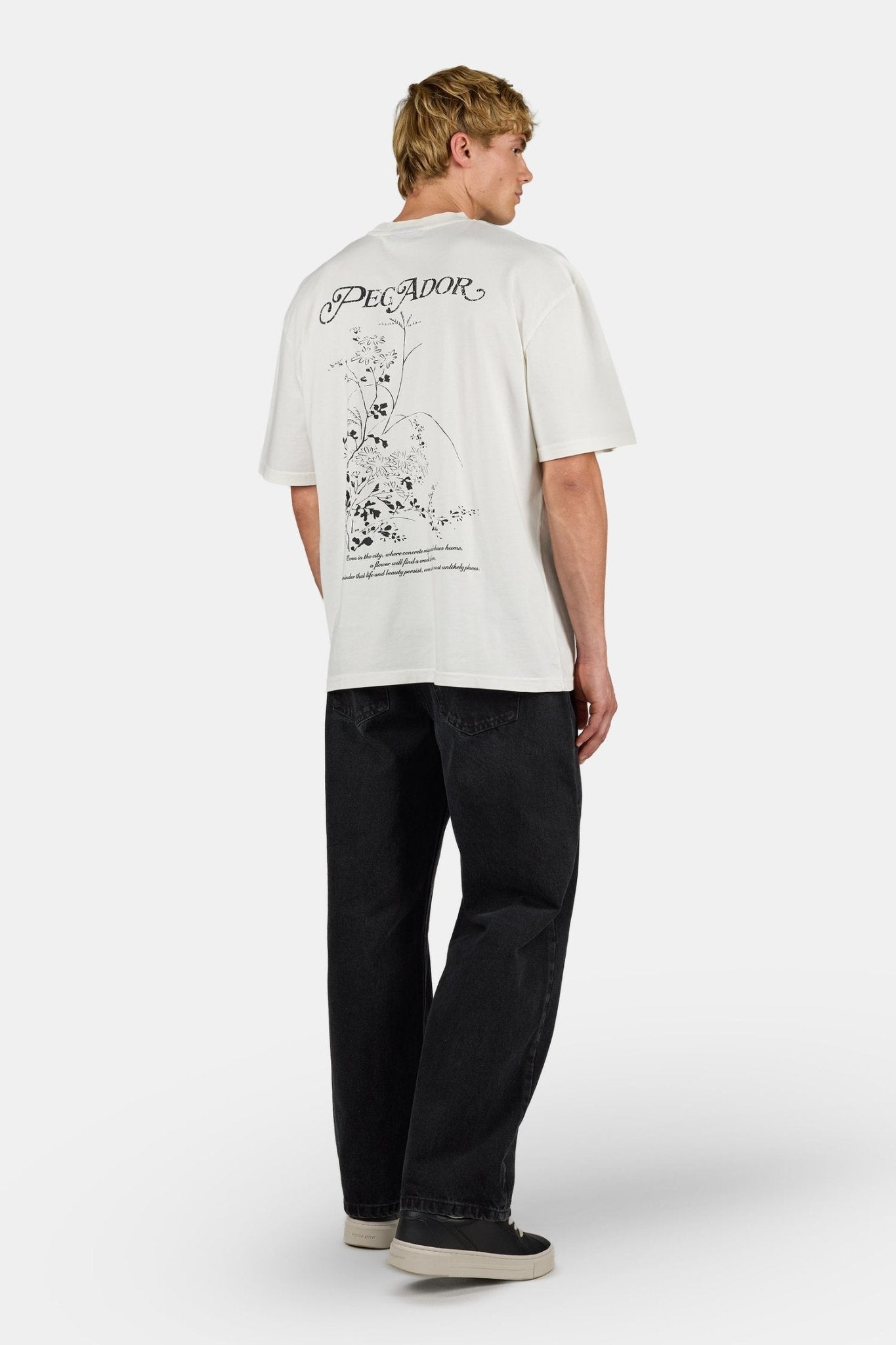 PEGADOR "Concrete Bloom" Oversized T-Shirt - Lovr