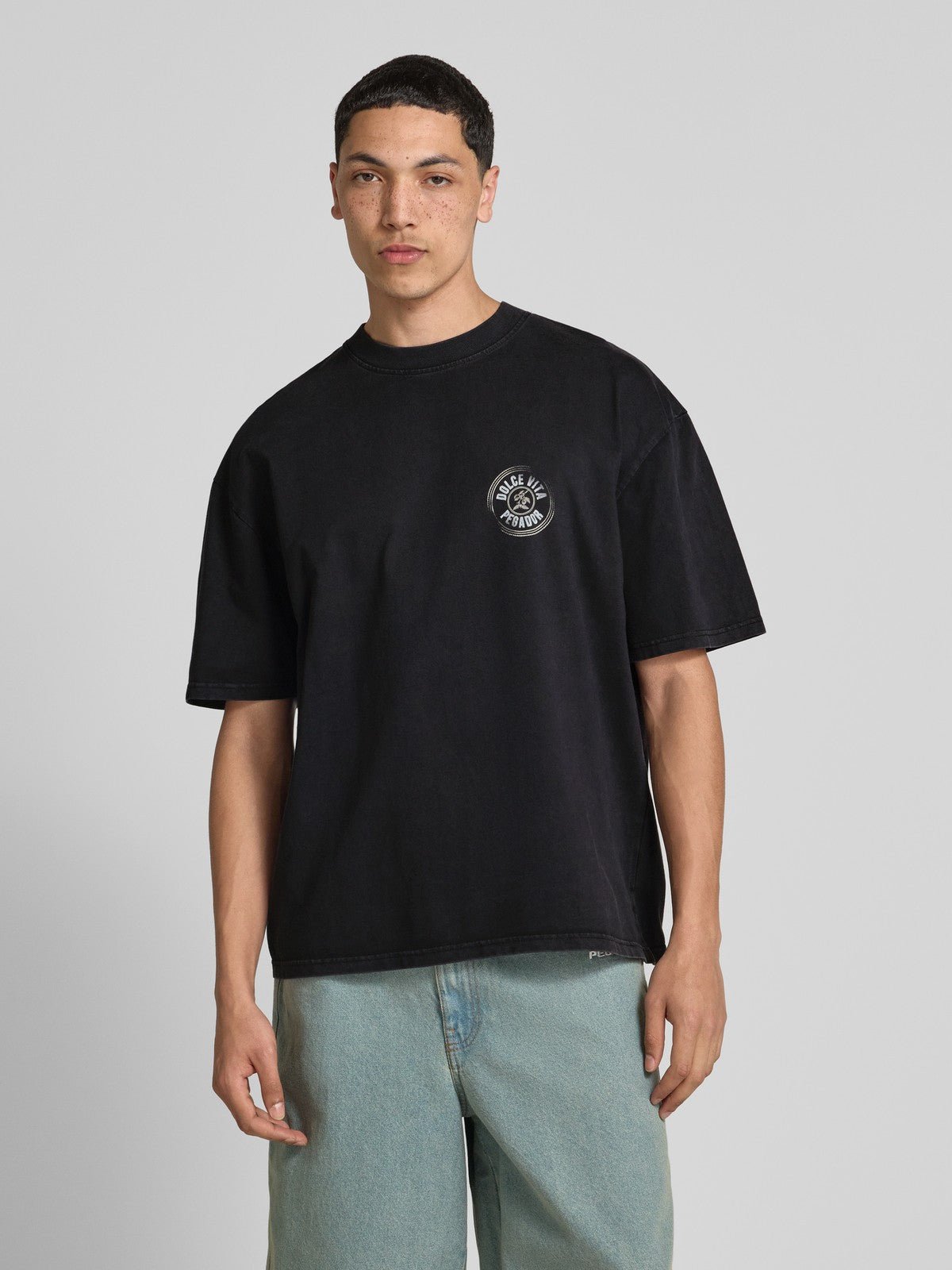 PEGADOR "Dolce Vita" Oversized T-Shirt – Black - Lovr