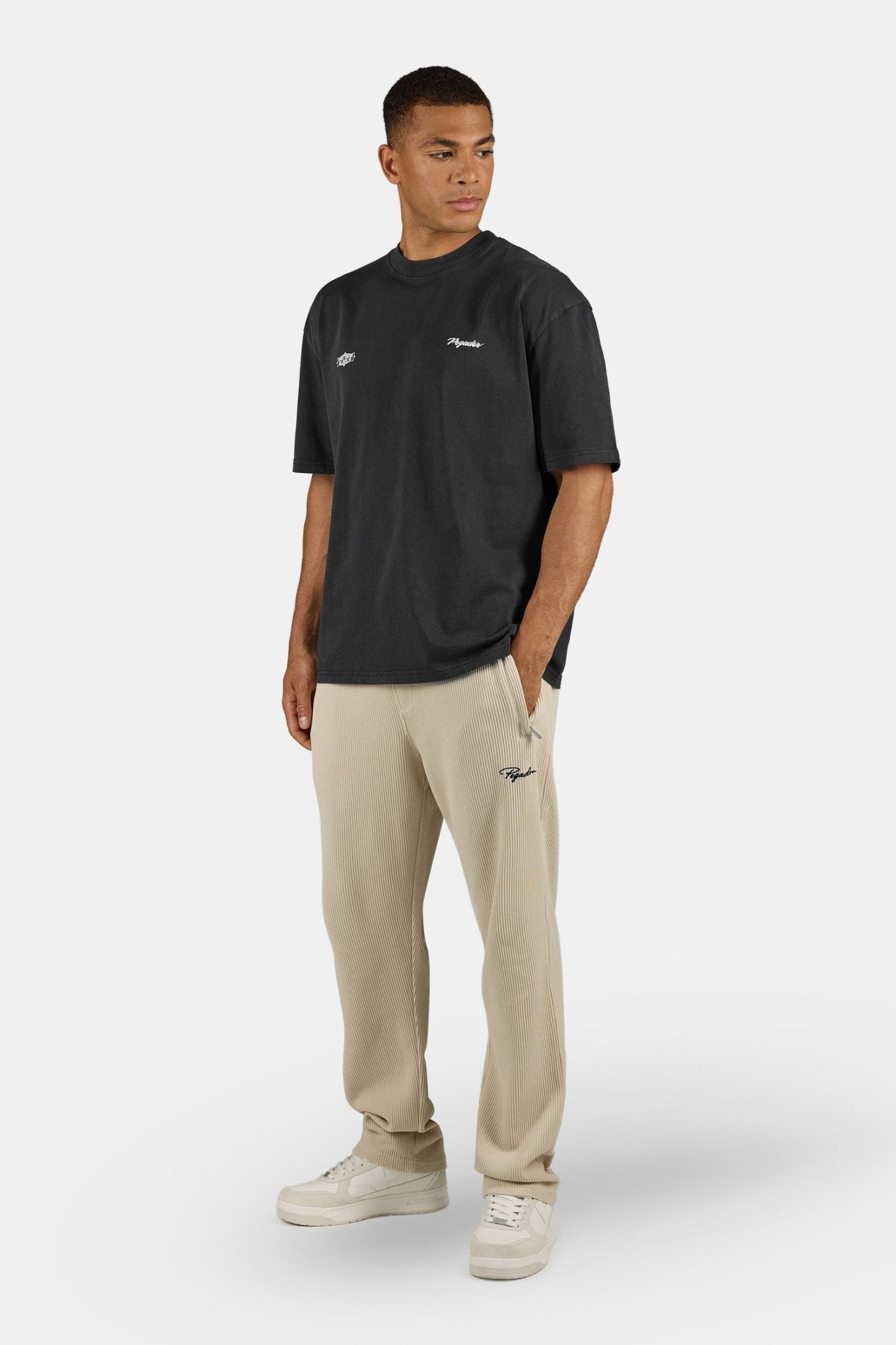 Pegador "Where Dreams Are Made Of" Oversized T-Shirt –Black - Lovr