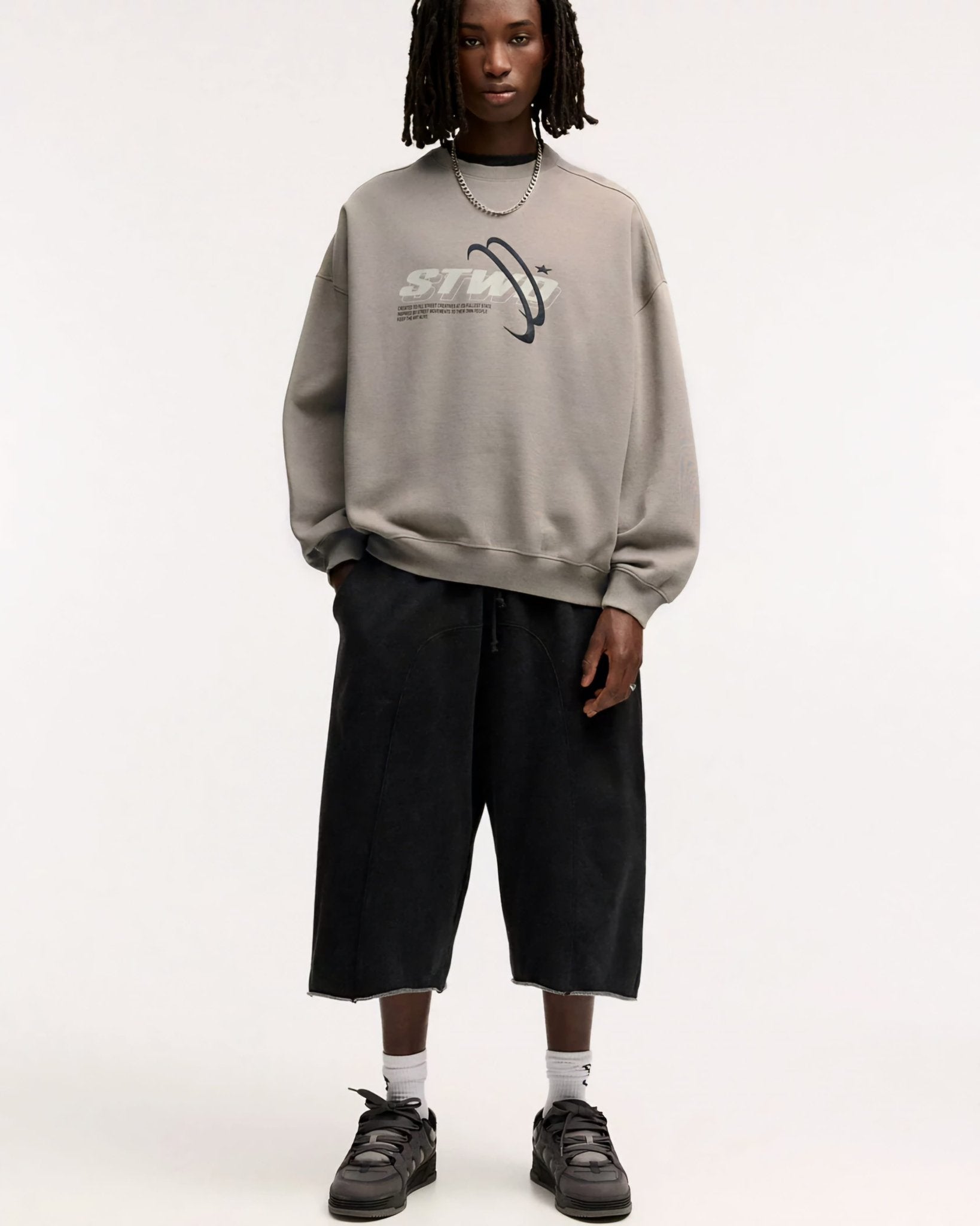 STWD Graphic Oversized Sweatshirt – Stone Grey - Lovr